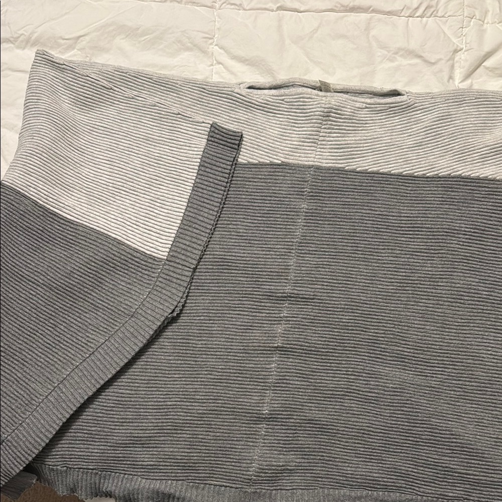 Lulu Lemon Grey Ribbed Shawl/Poncho